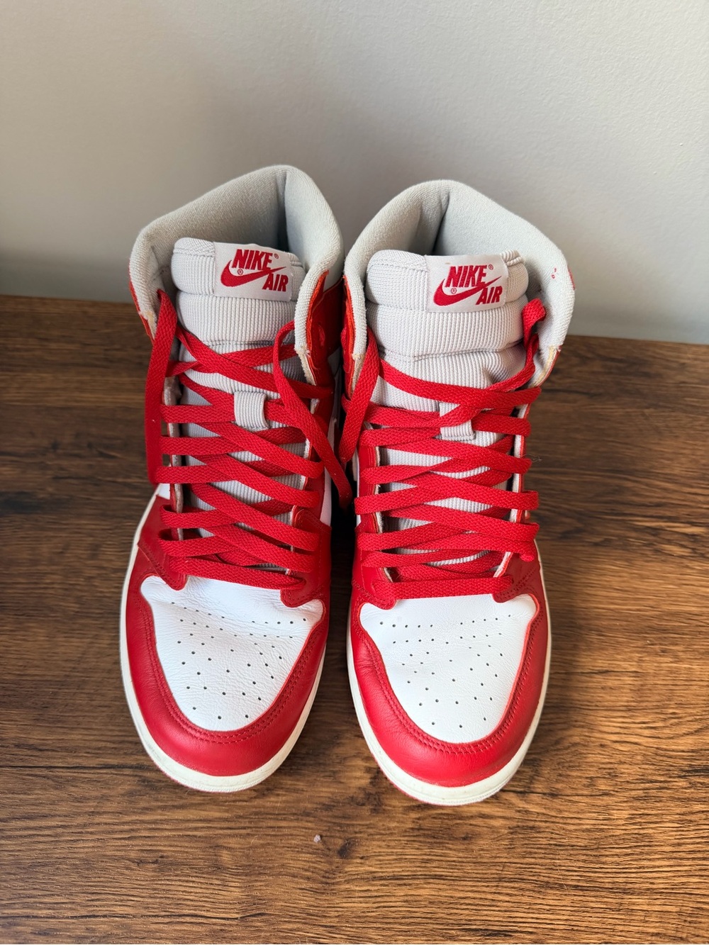 Nike High-Top Sneakers in White and Red